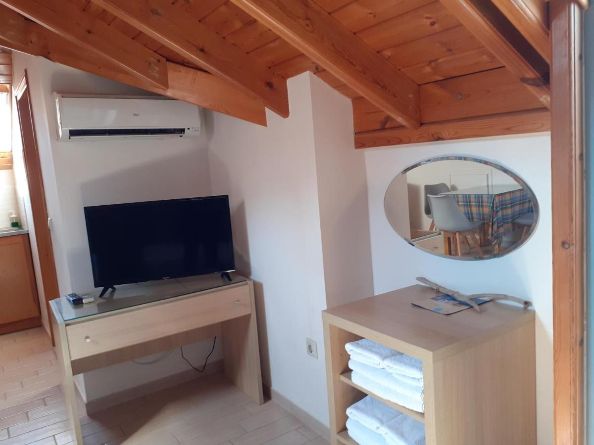 מונמבאסיה Kritikos Rooms מראה חיצוני תמונה