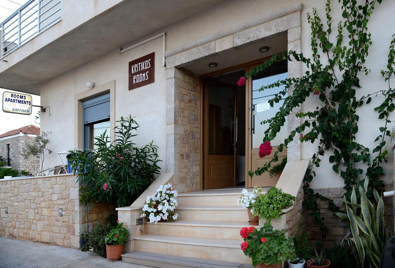 מונמבאסיה Kritikos Rooms מראה חיצוני תמונה
